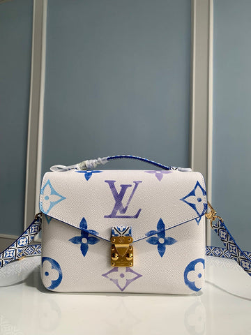 ES - LOV Women Bag - 147