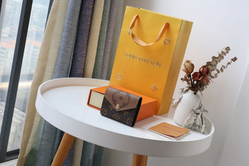 ES - LOV Wallet - 1078