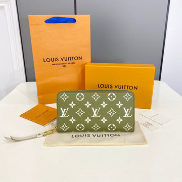 ES - LOV Wallet - 974
