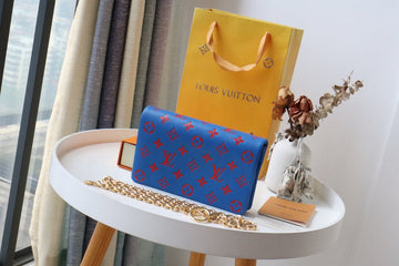 ES - LOV Wallet - 995
