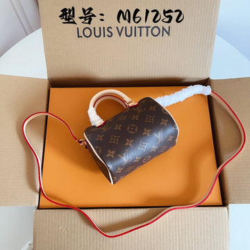ES - LOV Women Bag - 1808