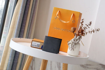 ES - LOV Wallet - 922
