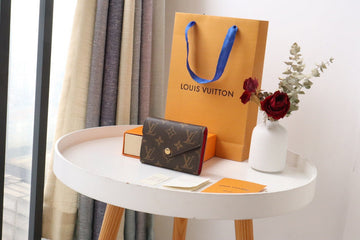 ES - LOV Wallet - 1360