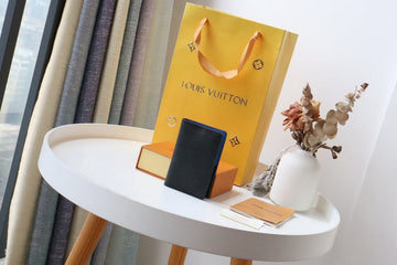 ES - LOV Wallet - 991