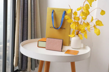 ES - LOV Wallet - 769