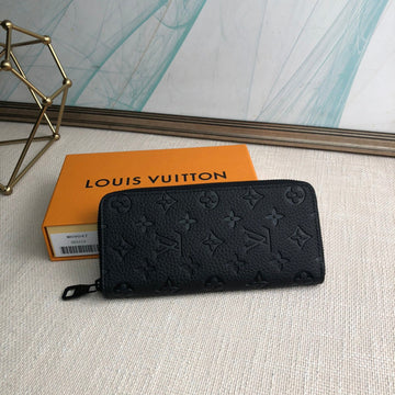 ES - LOV Wallet - 1233