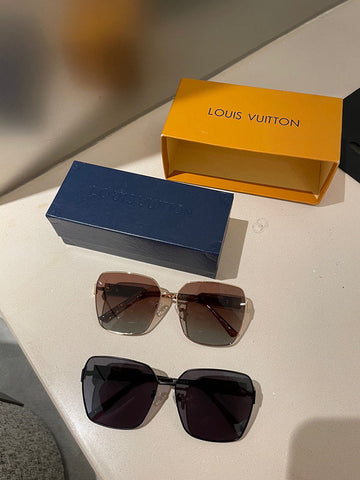 ES - LOV SunglaES - 052