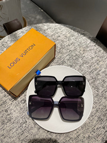 ES - LOV SunglaES - 090