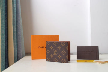 ES - LOV Wallet - 291