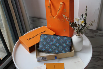 ES - LOV Wallet - 966