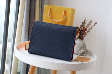 ES - LOV Wallet - 678
