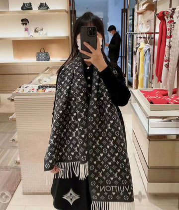ES - LOV Scarf - 005