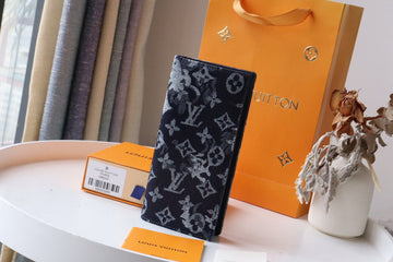 ES - LOV Wallet - 777