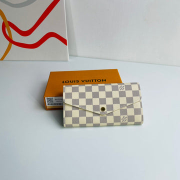 ES - LOV Wallet - 423