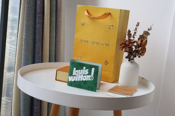 ES - LOV Wallet - 1372