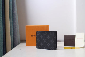 ES - LOV Wallet - 981