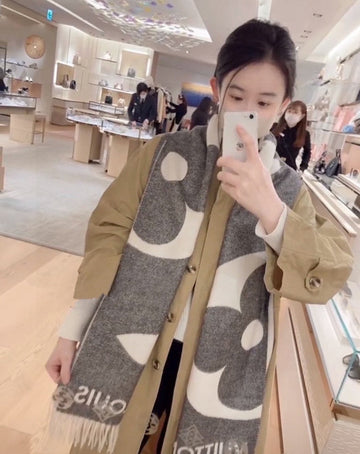 ES - LOV Scarf - 136