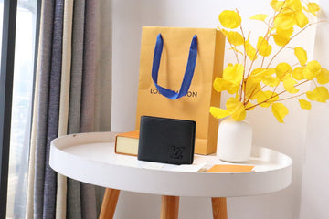 ES - LOV Wallet - 761