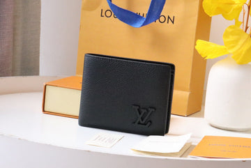 ES - LOV Wallet - 043