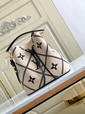 ES - LOV Women Bag - 3001