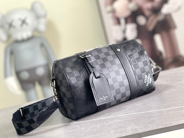 ES - LOV Women Bag - 2070