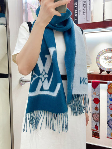 ES - LOV Scarf - 060