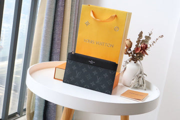 ES - LOV Wallet - 1357