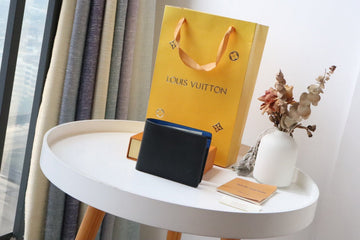 ES - LOV Wallet - 271