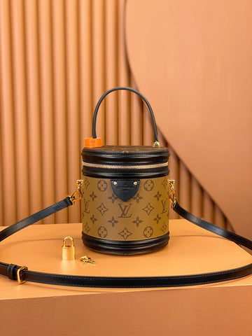 ES - LOV Women Bag - 375