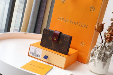 ES - LOV Wallet - 311