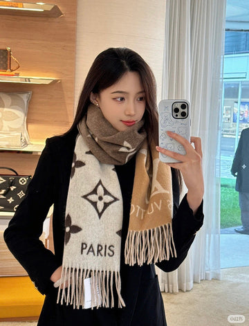 ES - LOV Scarf - 090