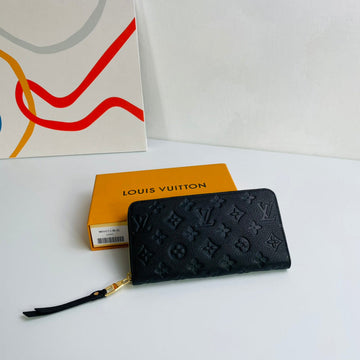 ES - LOV Wallet - 366