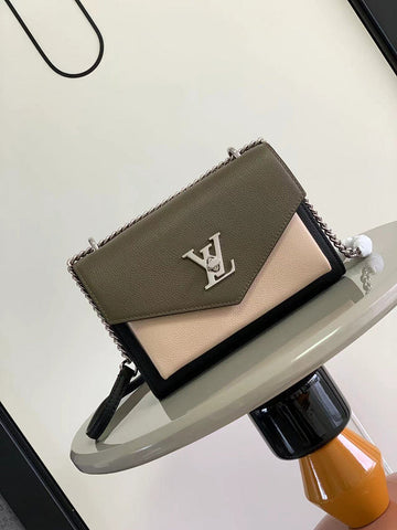 ES - LOV Women Bag - 2487