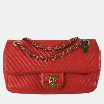 Red Medium Wrinkled Calfskin Quilted Chevron Medallion Charm Surpique Flap