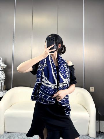 ES - LOV Scarf - 093