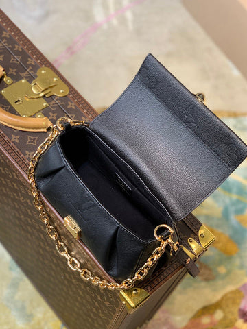 ES - LOV Women Bag - 3145
