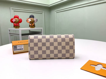 ES - LOV Wallet - 169
