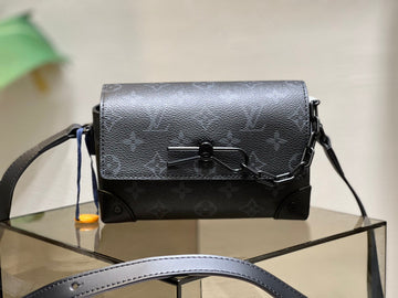 ES - LOV Women Bag - 2819