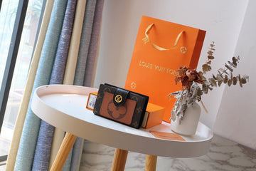 ES - LOV Wallet - 763