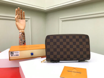 ES - LOV Wallet - 157
