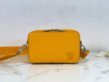 ES - LOV Women Bag - 2464