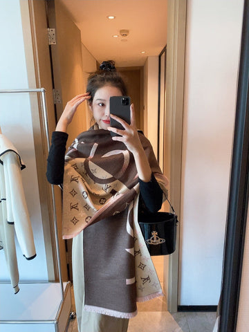 ES - LOV Scarf - 008