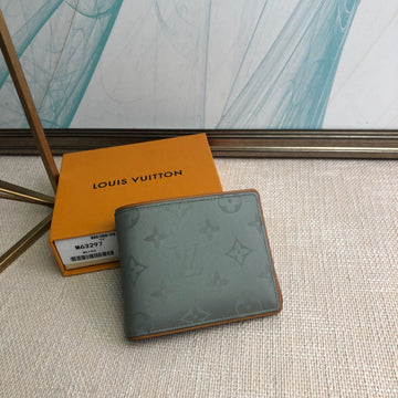 ES - LOV Wallet - 1304