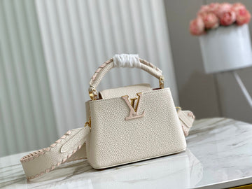 ES - LOV Women Bag - 2683