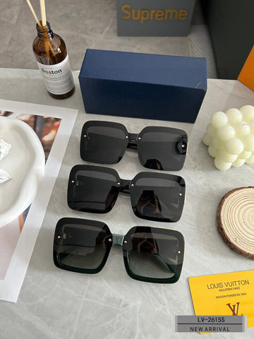 ES - LOV SunglaES - 026