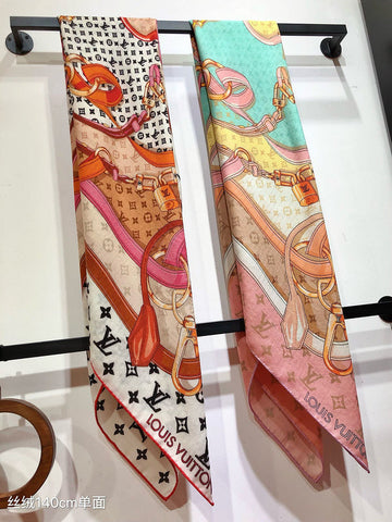 ES - LOV Scarf - 159
