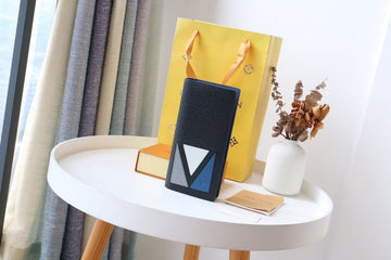ES - LOV Wallet - 731