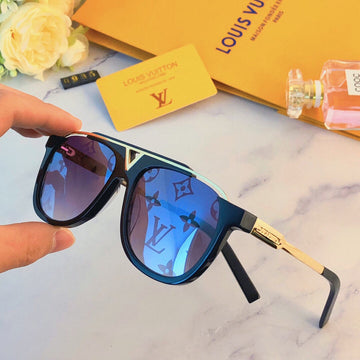 ES - LOV SunglaES - 016