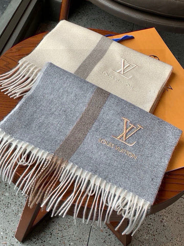 ES - LOV Scarf - 088