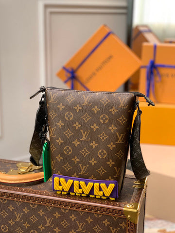ES - LOV Women Bag - 3112